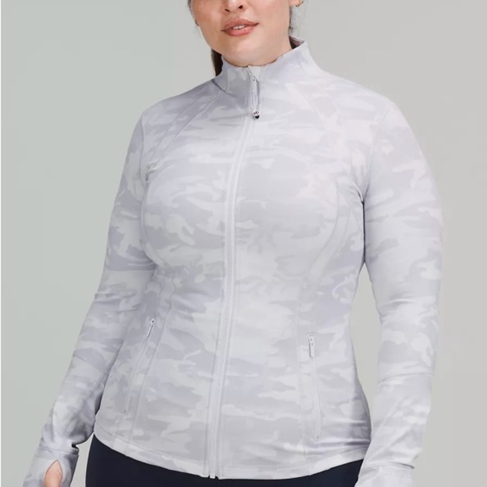Never worn. Lululemon define jacket.